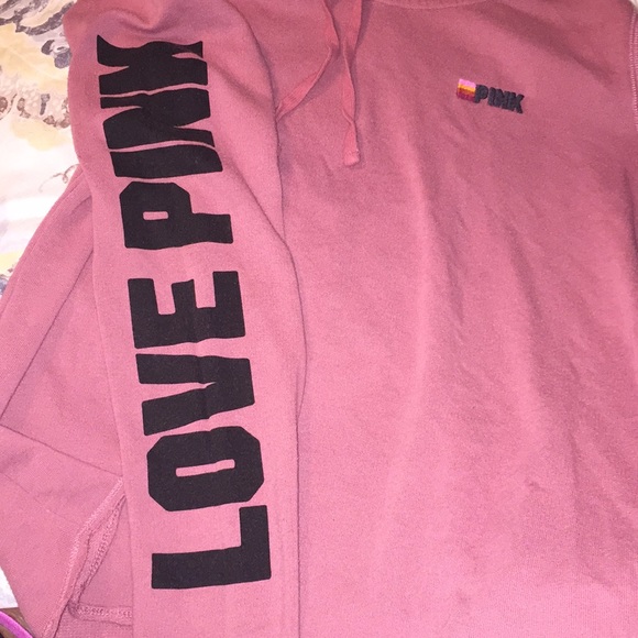 No longer available Poshmark won’t let me delete ! - Picture 7 of 8